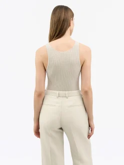 Colette Stickat Linne
