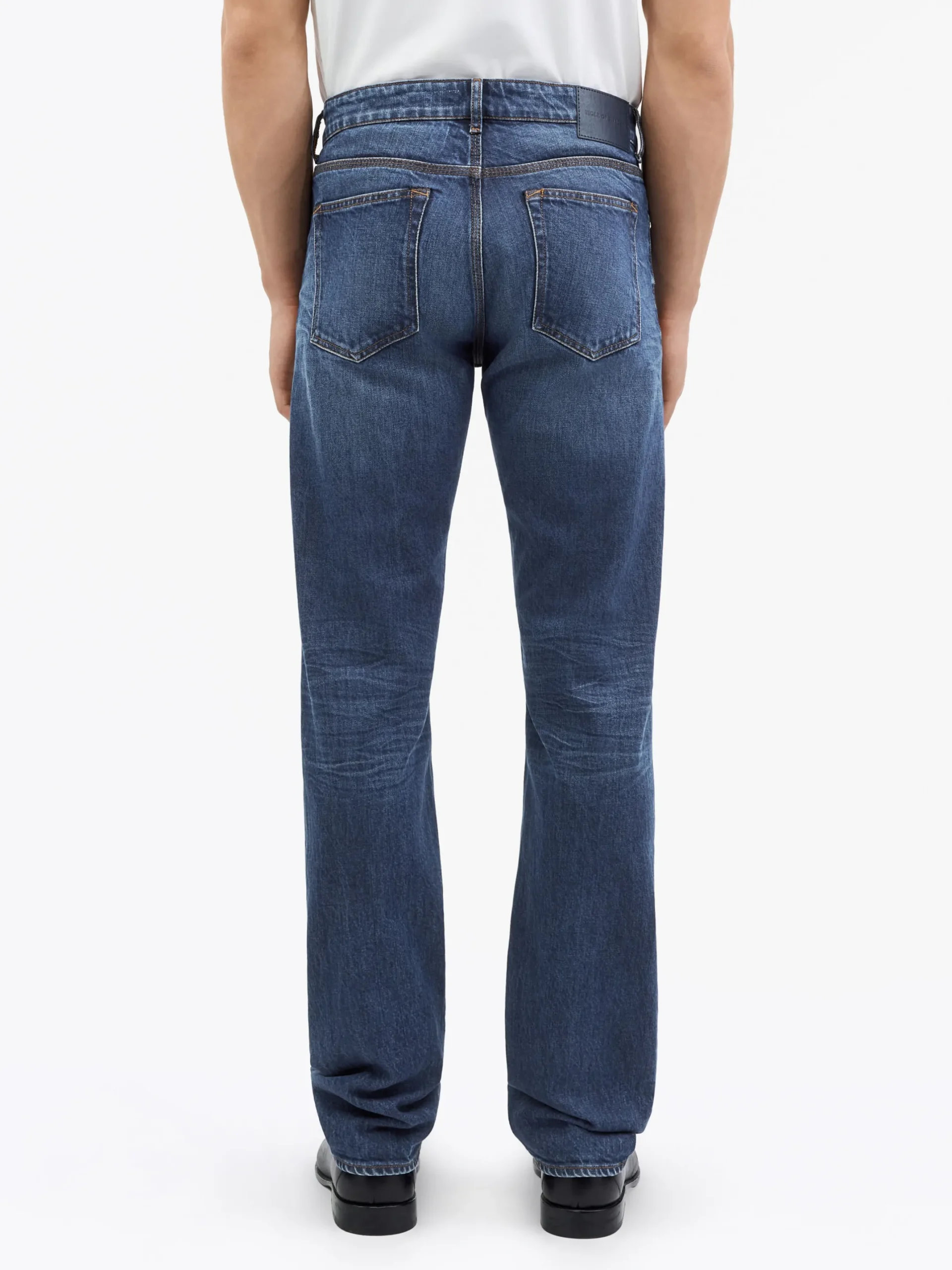 Des Compress Slim-Fit Jeans