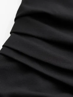 Izlo Slim-fit Klänning