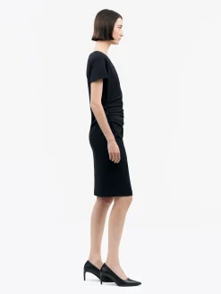 Izlo Slim-fit Klänning