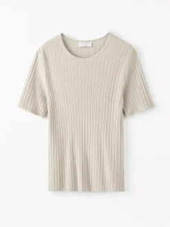 Mae Stickad T-Shirt
